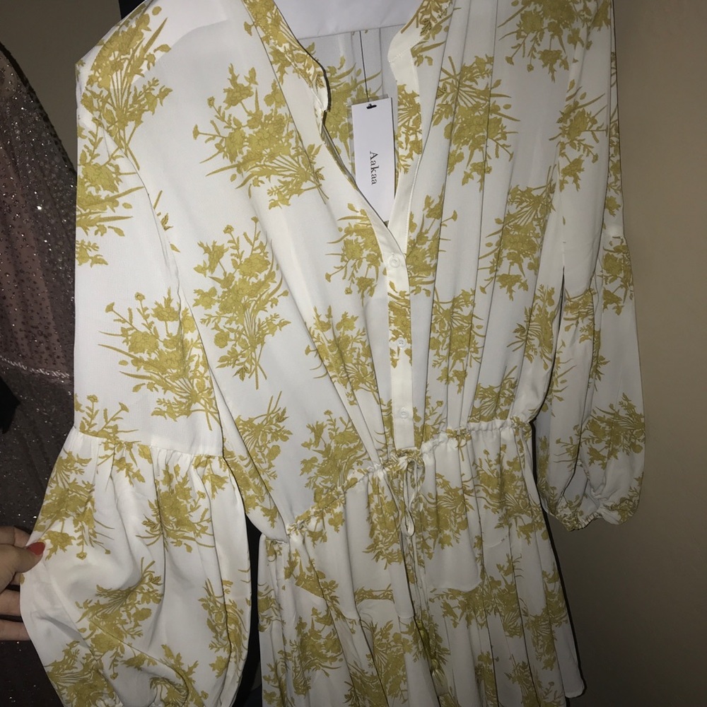 Aakaa boho floral mini dress